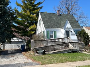 9822 Meade Ave, Oak Lawn, IL