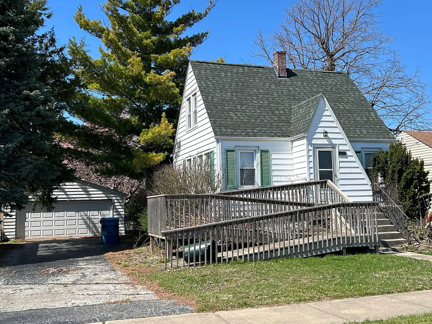 9822 Meade Ave photo 1