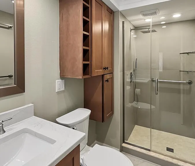 6470 Hollywood Blvd #104 — Photo 12