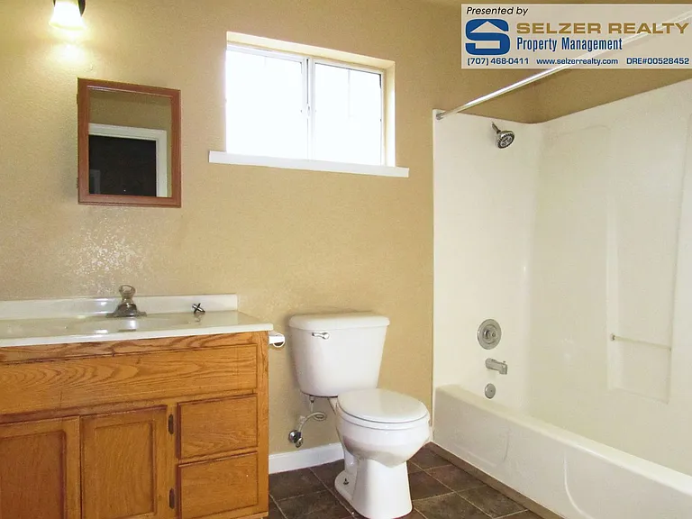 11 Olga Pl — Photo 6