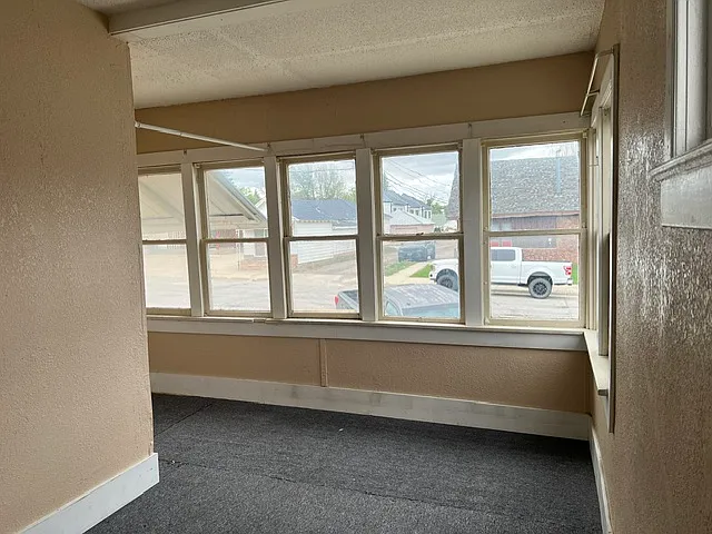 2 bed, 950 sqft, $850 — Photo 3