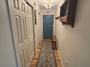 28 Bayberry Ln, South Burlington, VT 05403