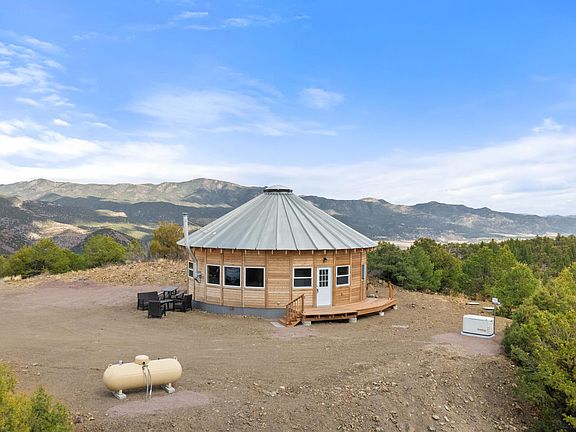 3rd image of 1757 Lower Camp Rd