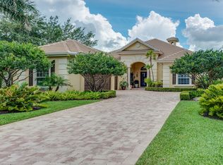 9804 SE Sandpine Ln, Hobe Sound, FL 33455