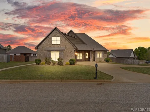 200 Central Park Cir, Enterprise, AL 36330