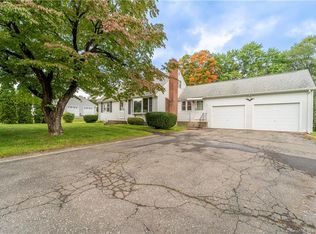 92 Rowley St, Newington, CT 06111