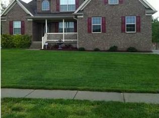 454 Persimmon Dr, Mt Washington, KY 40047