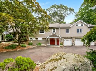 236 Briar Brae Rd, Stamford, CT 06903