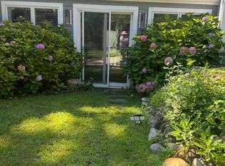 17 Bittersweet Ln, Sag Harbor, NY 11963