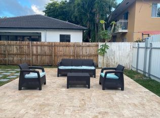 3670 SW 12th St, Miami, FL 33135