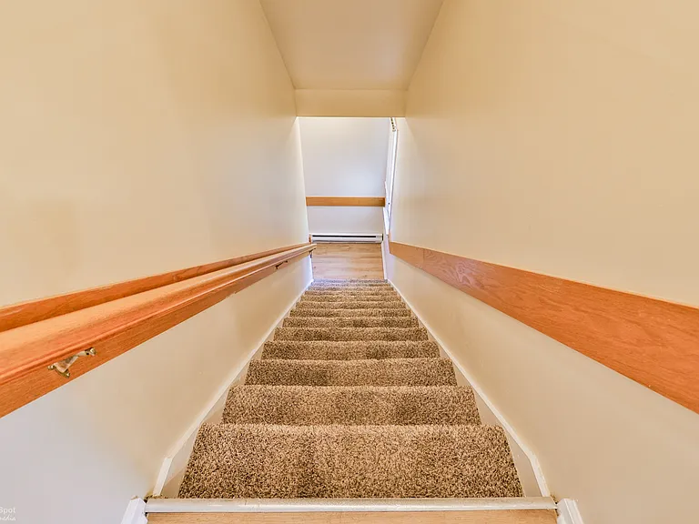 Entryway stairs