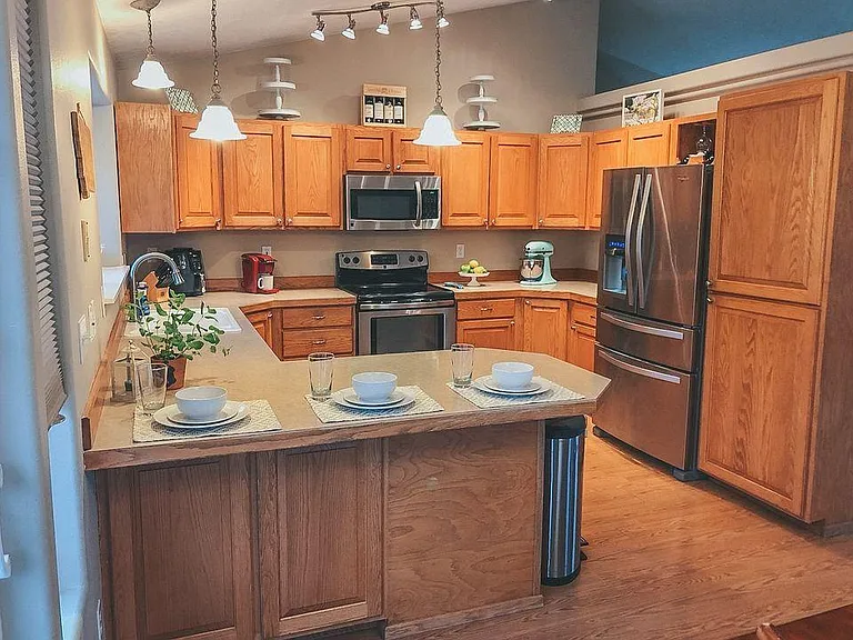 10 Bruyer Way — Photo 3