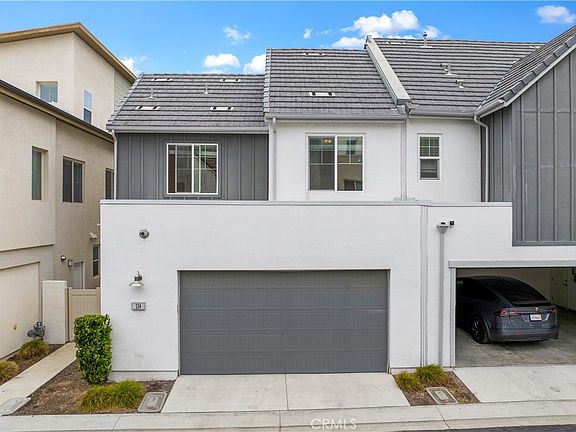 2nd image of 134 Modjeska