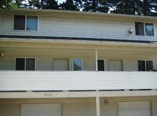 2404 SE 113th Ave APT B, Portland, OR 97216