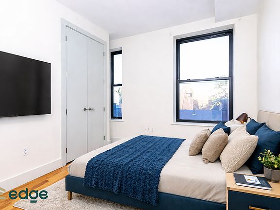 5th image of 1323 Bedford Ave APT 4B