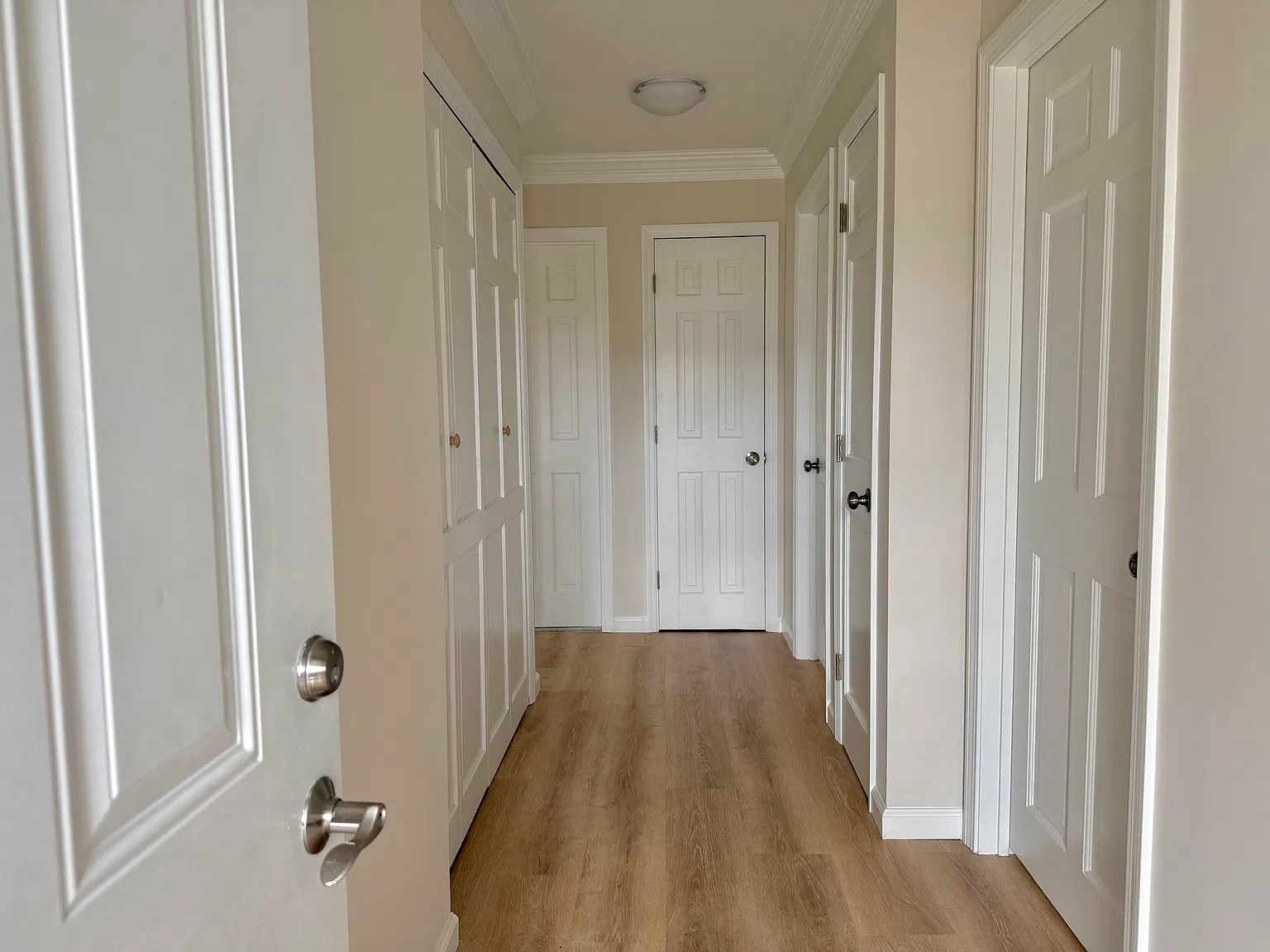 2 bed, 825 sqft, $2,800 — Photo 2