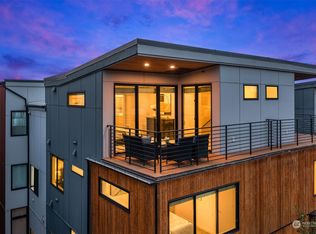 3215 California Ave SW #B, Seattle, WA 98116