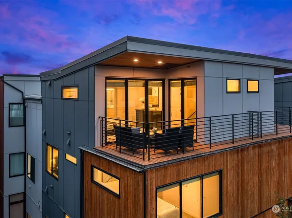 3215 California Avenue SW #B, Seattle, WA 98116