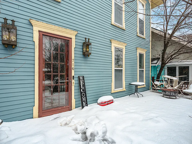 716 W Kalamazoo Ave — Photo 26