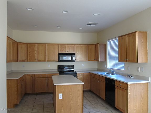 4th image of 3527 E Calistoga Dr