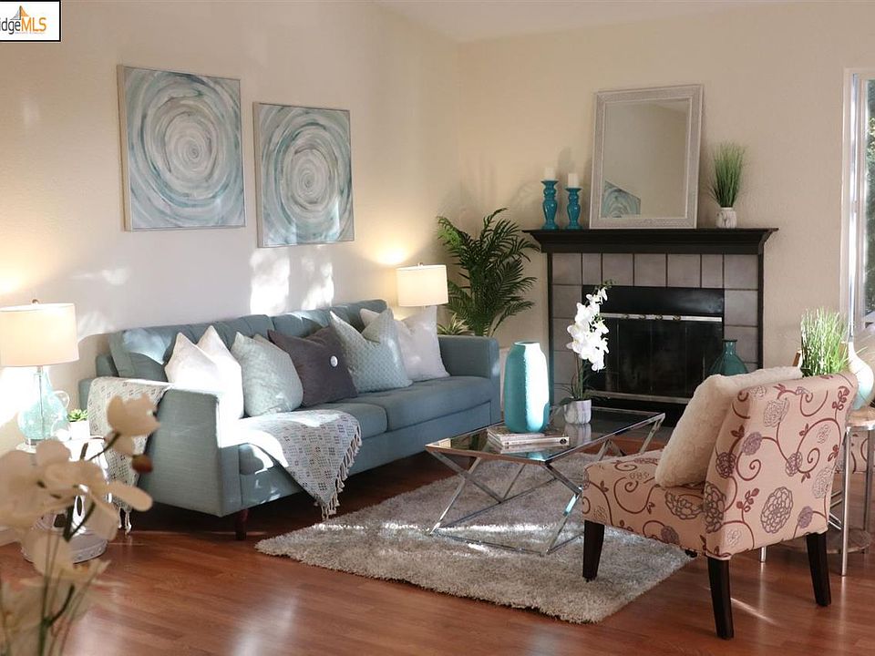 1st image of 700 Canyon Oaks Dr APT G