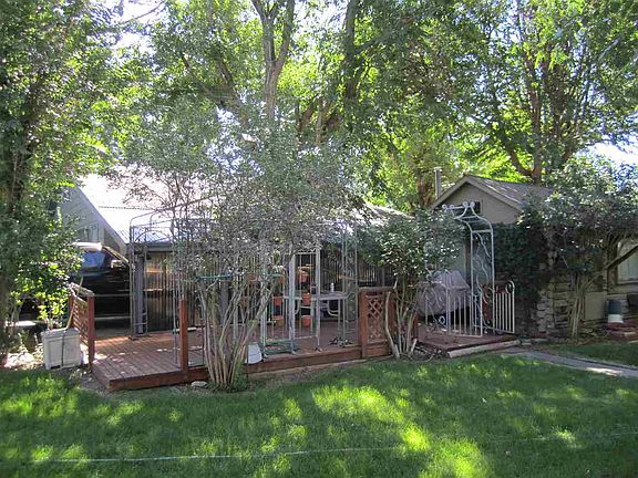 5th image of 1102 Gibbon St