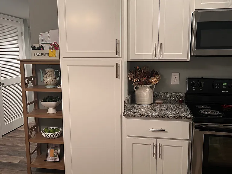 435 Hamlett Dr — Photo 28