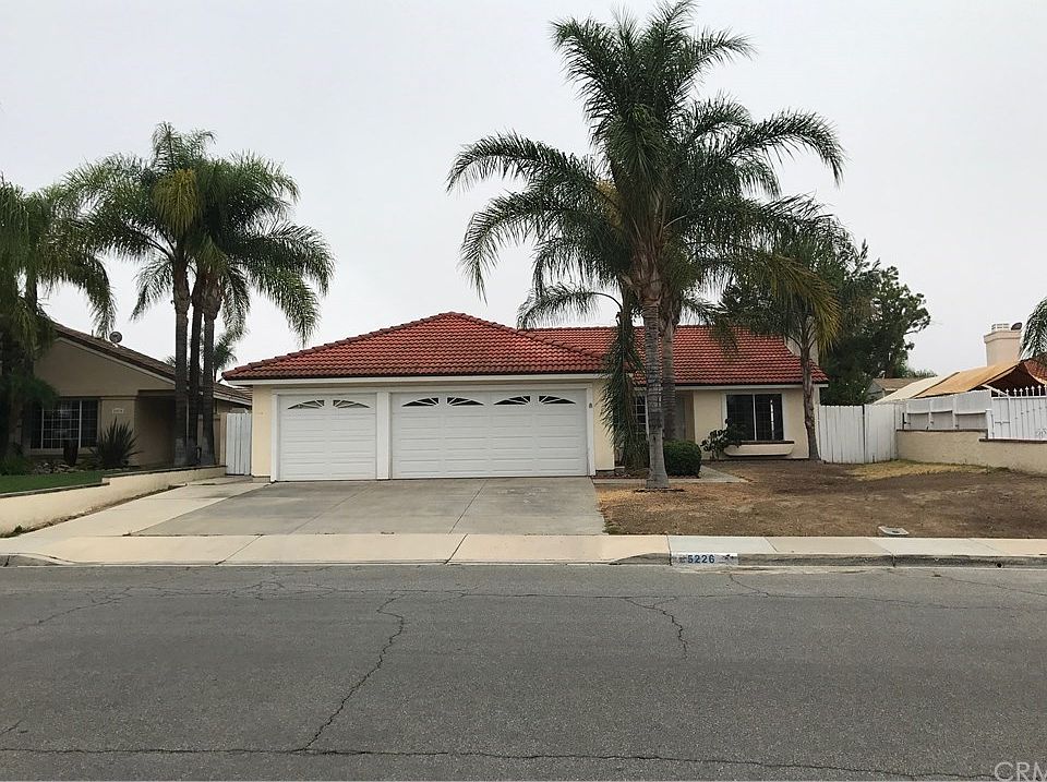 1st image of 25226 Madrone Dr
