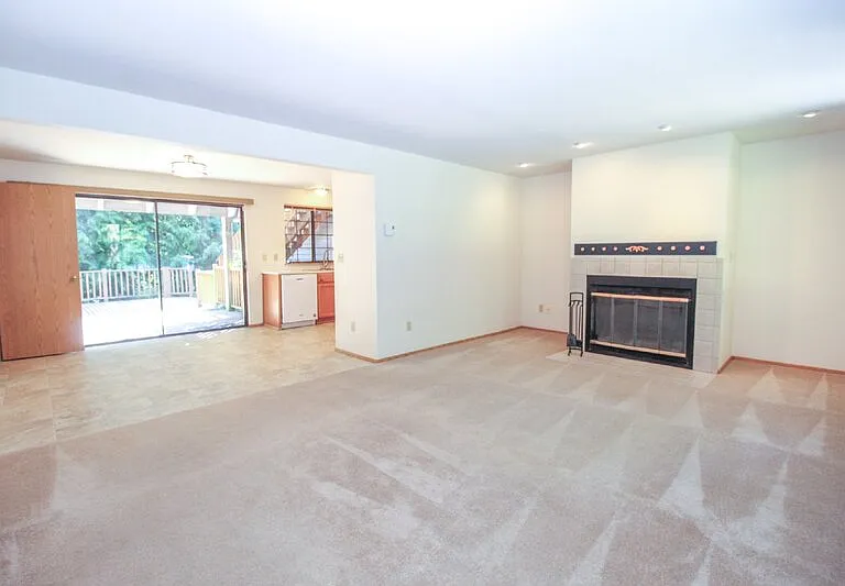 20912 W Richmond Rd — Photo 6