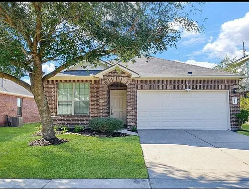1411 S Maple Dr Photo 1