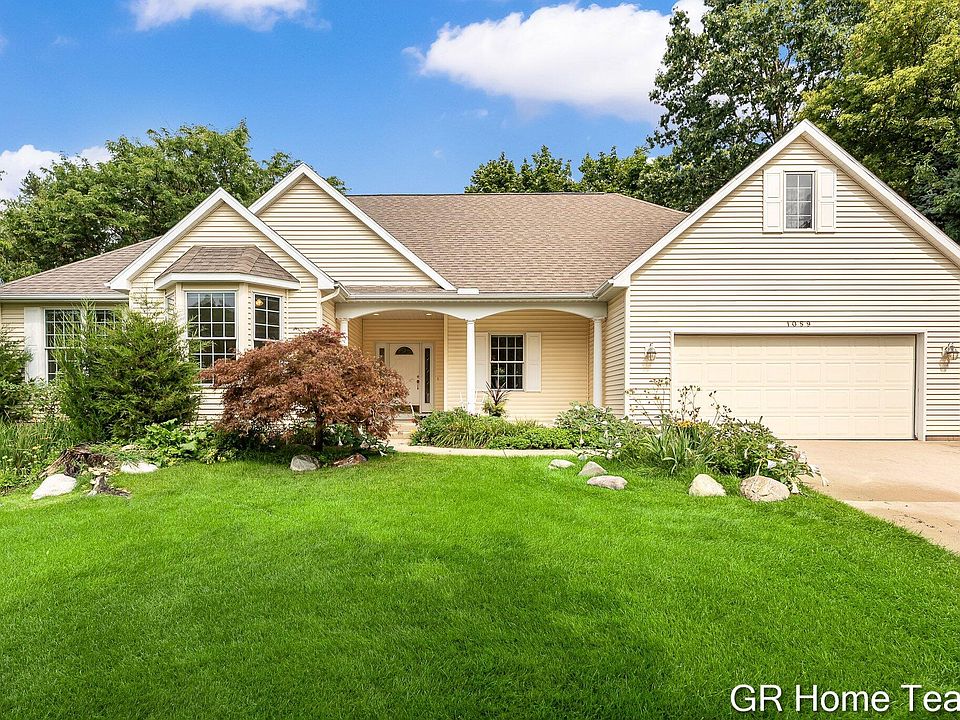 1st image of 1059 Greenwood Frst SE
