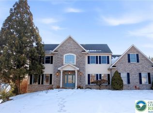 6285 Whitetail Dr, Coopersburg, PA 18036
