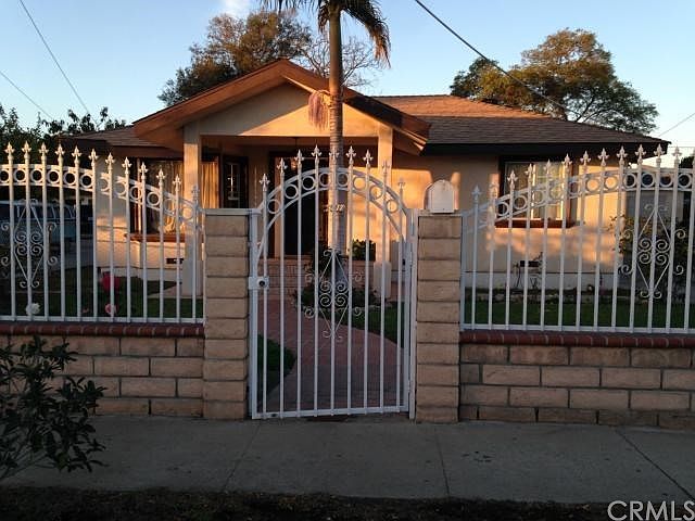1st image of 3817 W 113th St