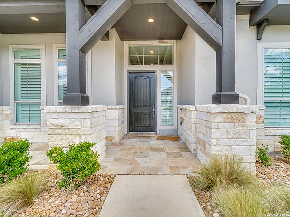 2nd image of 7967 Cibolo View