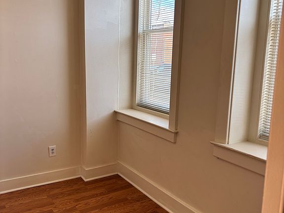 2nd image of 14 E Market St APT 9