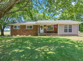 8997 Old Kentucky Rd, Sparta, TN 38583