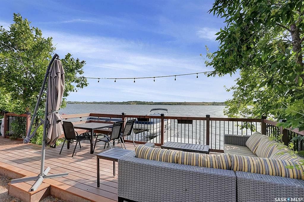 10 Grandview Rd, Grandview Beach, SK S0G 1C0 Zillow