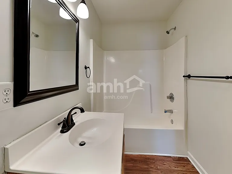 4602 Bottoms Rock Ln — Photo 17