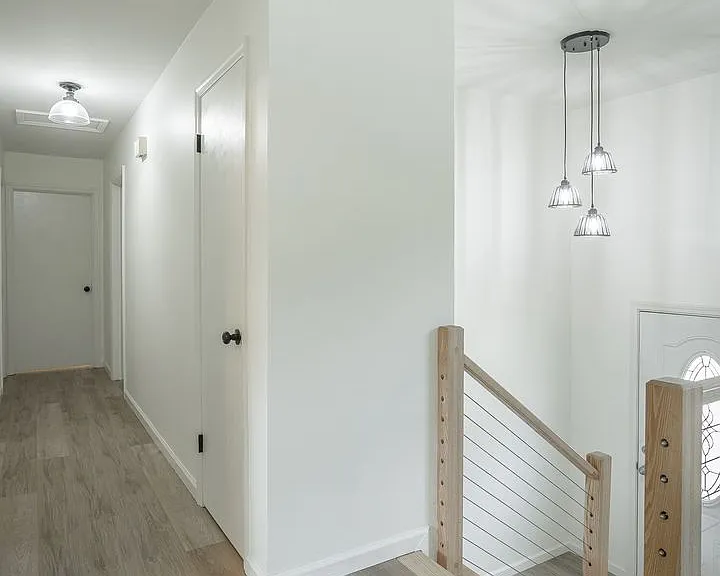 1364 Meadowood Dr — Photo 58
