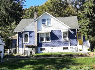 122 Little Philadelphia Rd, Washington, NJ 07882