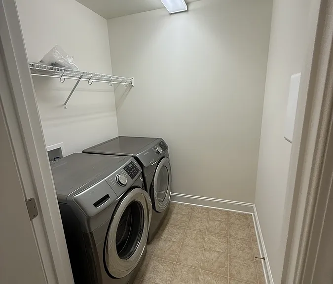 304 Alamosa Pl #1 — Photo 25