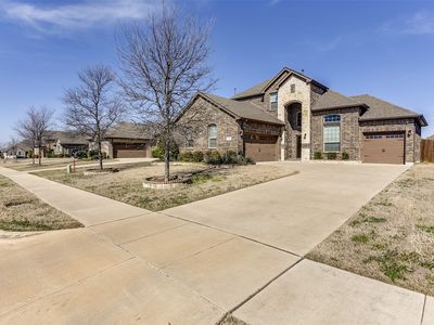 519 Golden Bell Dr, Red Oak, TX, 75154