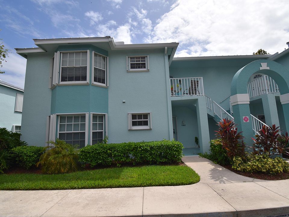 1st image of 1102 SW Swan Lake Cir #1601