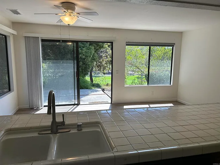 2162 Palmer Dr — Photo 9