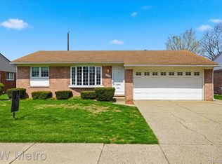 33728 Yuma St, Westland, MI