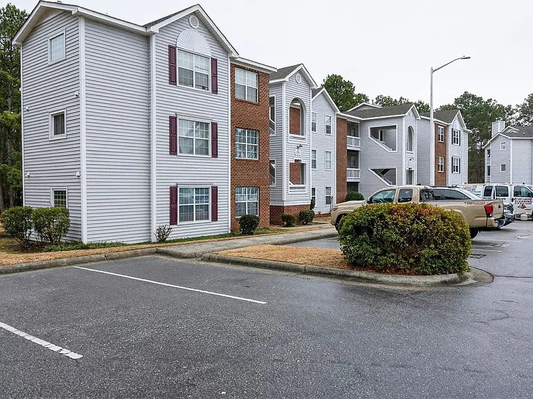 295 Warton Ln #8 — Photo 11