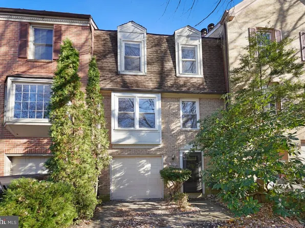 907 Wild Forest Dr, Gaithersburg, MD 20879