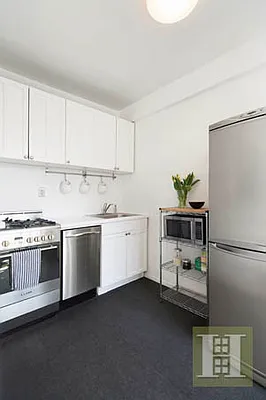 Sold by Halstead Real Estate | media 2