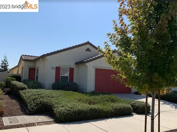 2586 Shadow Berry Dr, Manteca, CA 95336