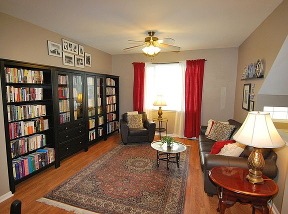 3rd image of 1104 Andover Ct